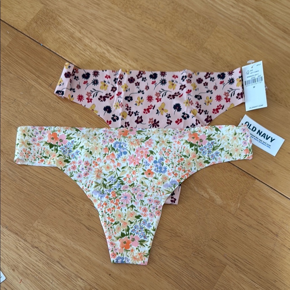 Old Navy Floral and Pink Thong Set